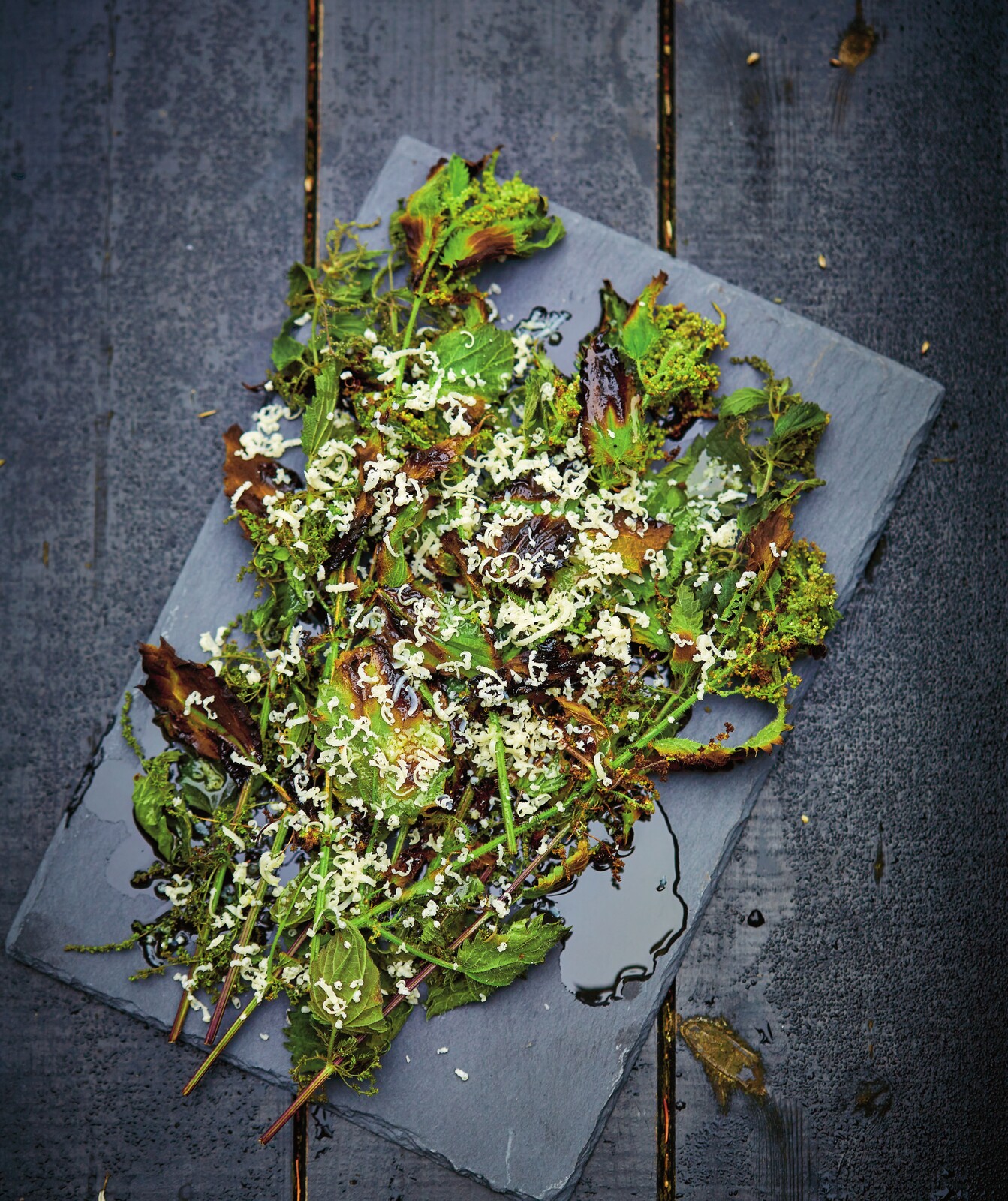 Grilled nettles with Gammel Knas
